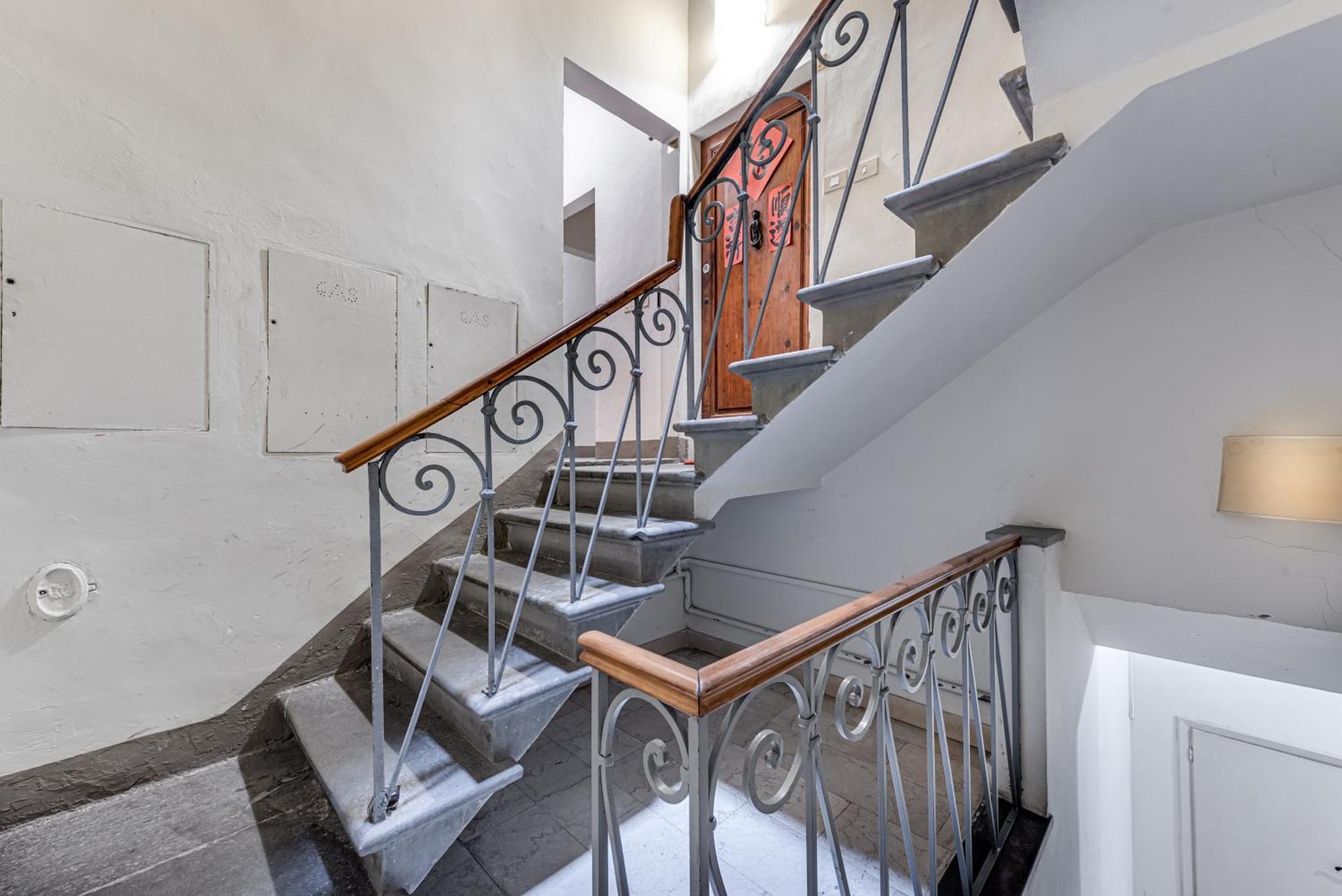 Apartment Romantica Residenza Sull'arno Florence